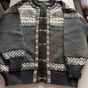 Dale of Norway Women's Vintage sweater